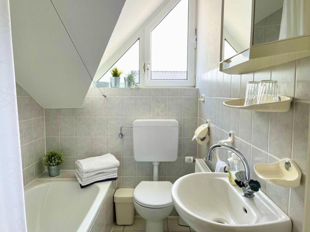 Holiday Apartment Sonnennest Braunau Bagian luar foto