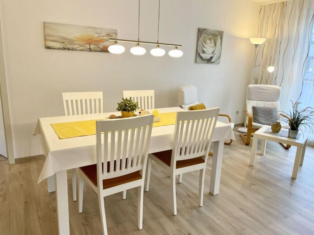 Holiday Apartment Sonnennest Braunau Bagian luar foto
