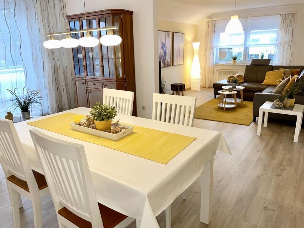 Holiday Apartment Sonnennest Braunau Bagian luar foto